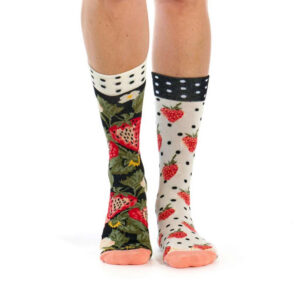 Chaussettes motifs Fraises Dépareillées taille 35/38, 39/42